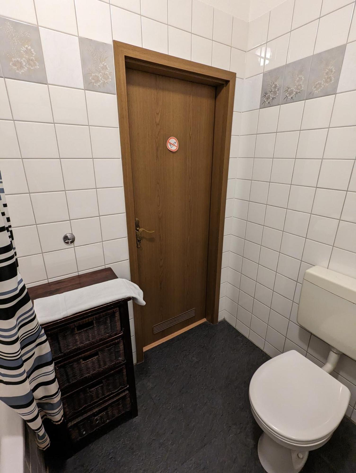 Apartment Im Luisenviertel - Gruen Wuppertal Esterno foto